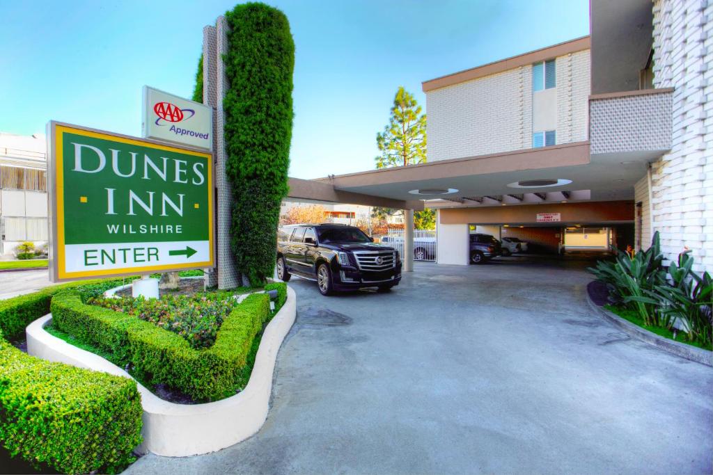 Dunes Inn - Wilshire Main image 2